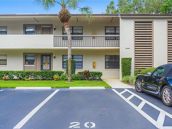 3rd image of 3048 Eastland Blvd Unit C201
