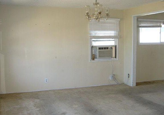 2nd image of 1862 Griffin Dr