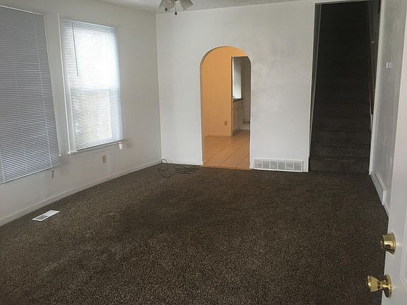 2nd image of 1059 S 300 E