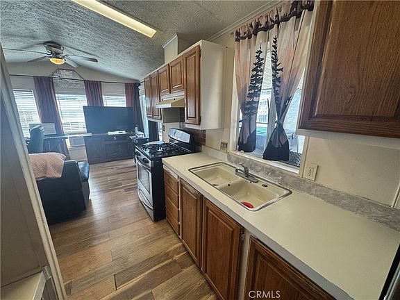 4th image of 1850 W Orangethorpe Ave Space 81-E