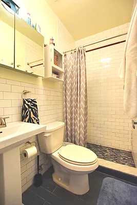 Rented by (Legacy) NY Quality Living Uptown | media 6