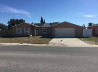 8104 Fox Hollow Dr, Port Richey, FL 34668