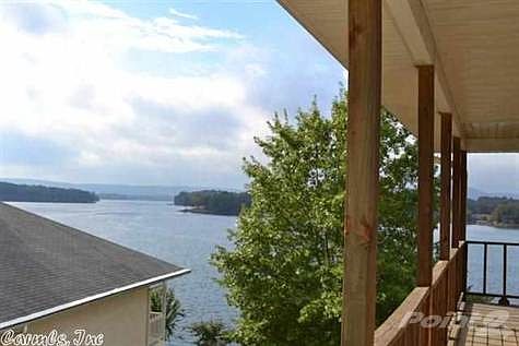 3rd image of 821 Lakeland Point