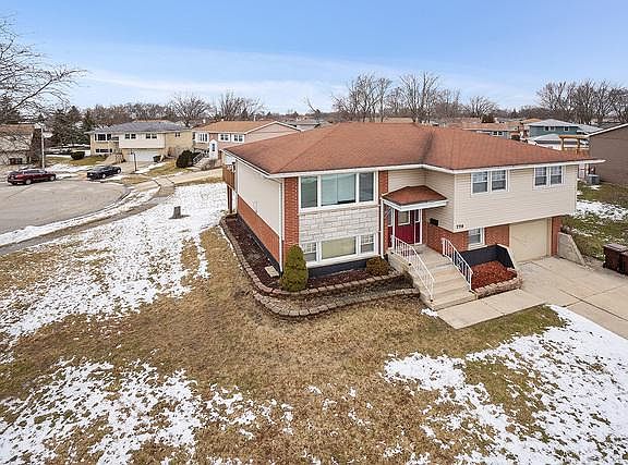 4th image of 7714 Nottingham Dr