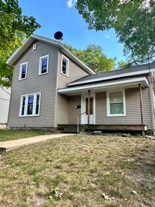 52 Caledonia St NE, Grand Rapids, MI, 49505