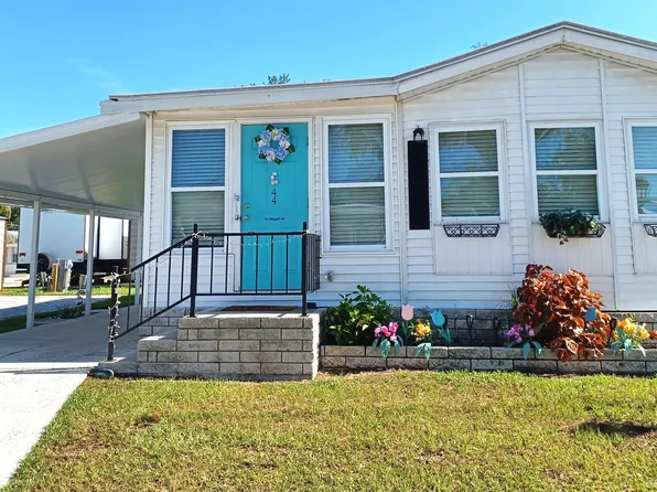 37811 Chancey Rd #44, Zephyrhills, FL 33541