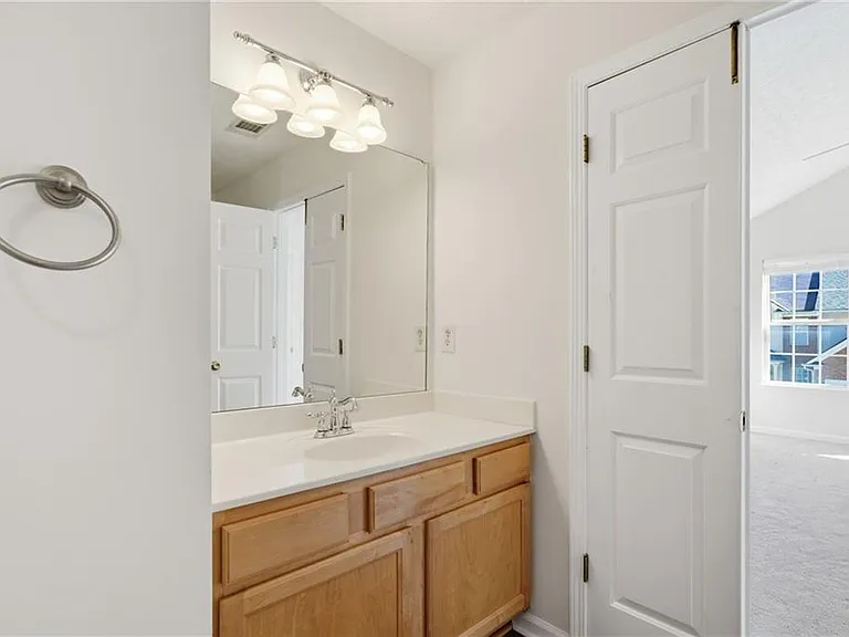 2913 Greyhawk Ln — Photo 28