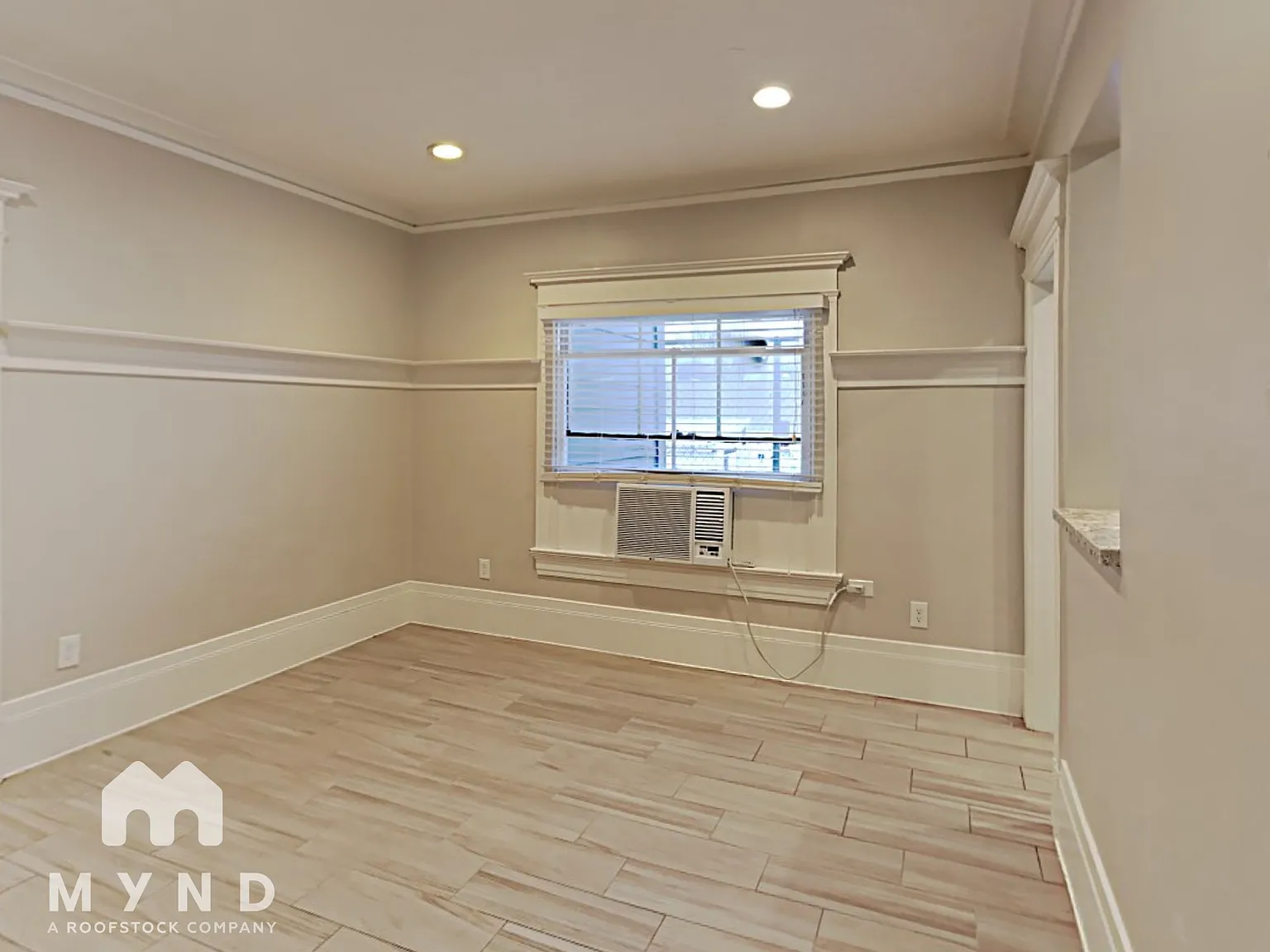 1 bed, 1.0 bath, 550 sqft, $1,695 — Photo 3