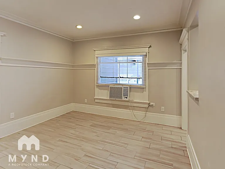 821 14th St #B — Photo 3