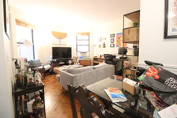 Rented by Luxor Homes & Investment Realty | media 28