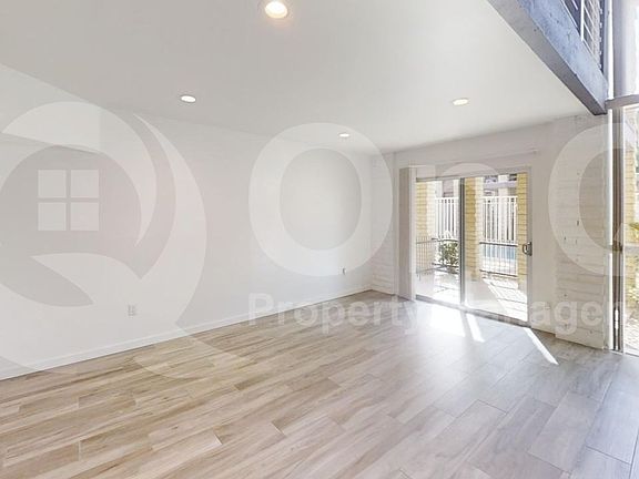 5th image of 6925 E 4th St APT 10