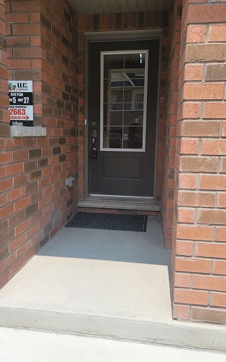 4 bed, $2,850 — Photo 2