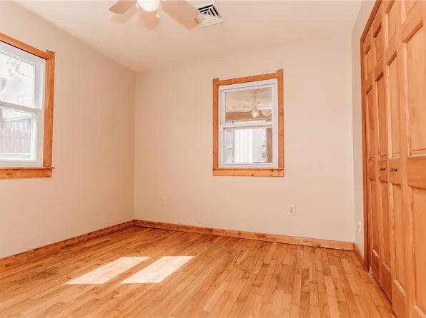 106 S Elm St, Dixon, MO 65459