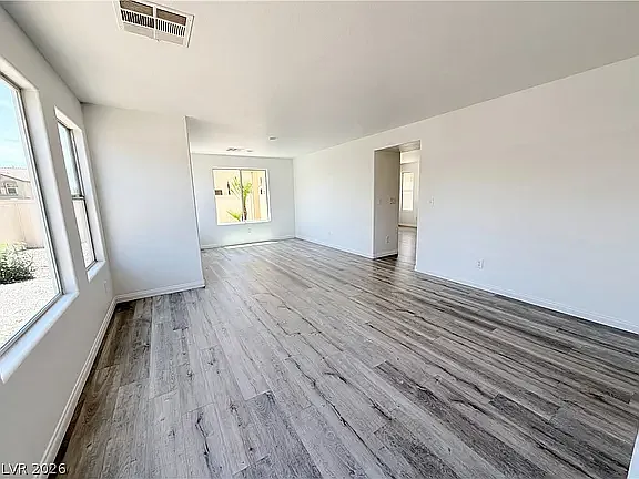 9070 Amanda Creek Ct — Photo 1