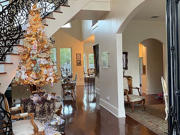 3rd image of 518 Beaullieu Dr