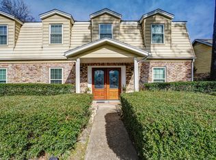 122 W North Hill Dr, Spring, TX 77388