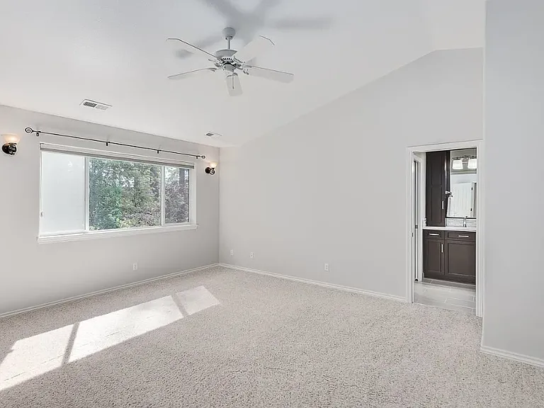 11920 SW Finch St — Photo 20