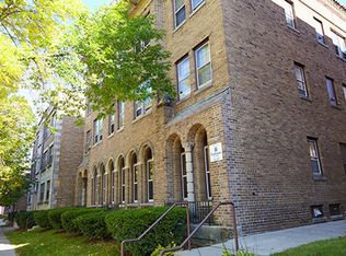 4474 N Oakland Ave, Milwaukee, WI 53211