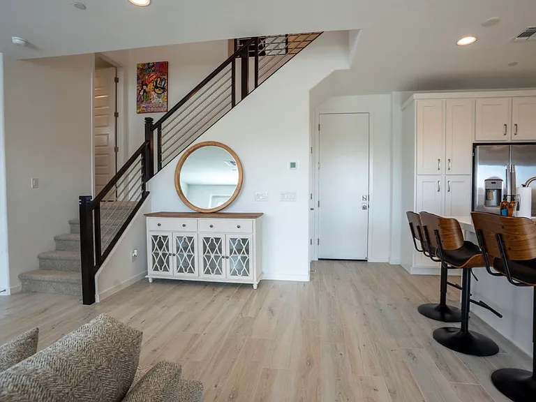 3529 E Rollins St — Photo 14
