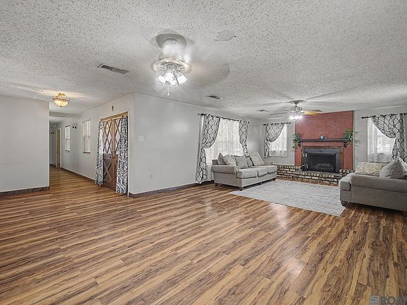 3rd image of 11911 McCullough Rd