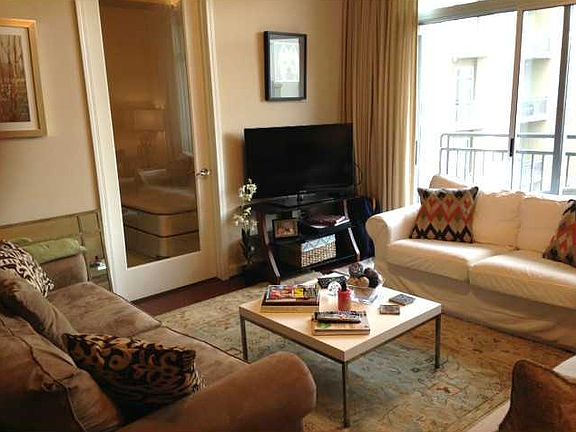 5th image of 711 Cosmopolitan Dr NE Unit 400