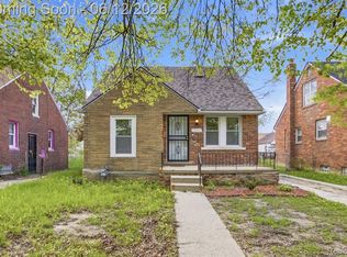 12051 Wayburn St, Detroit, MI 48224