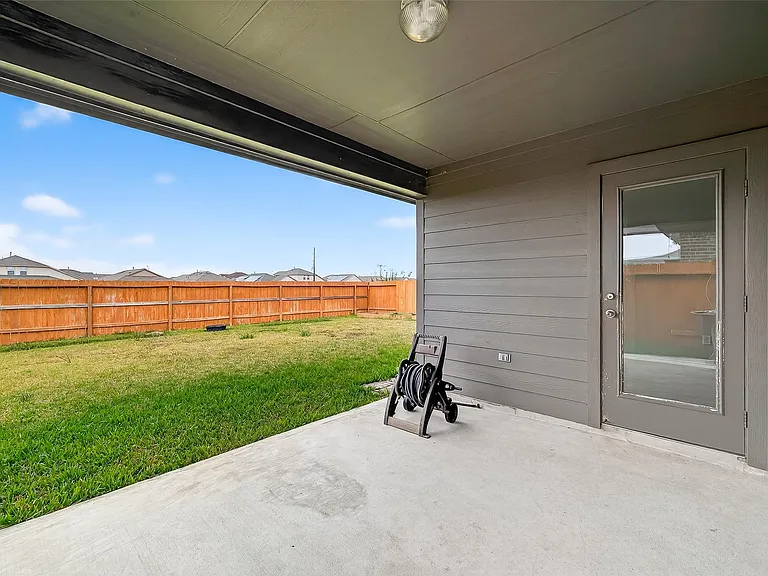 20926 Belmont Village Way — Photo 45