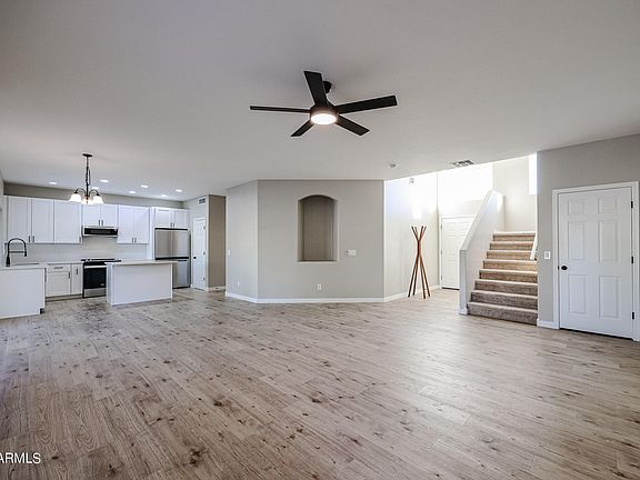 5th image of 17214 W ELAINE Drive