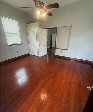 2nd image of 532 Monroe St #532
