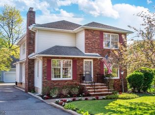 165 W Passaic Ave, Rutherford, NJ 07070