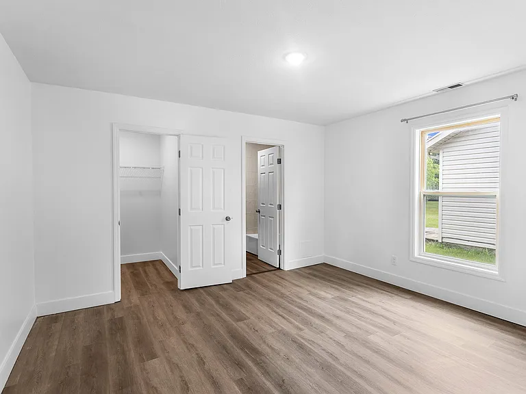 165 Westhaven Dr — Photo 42
