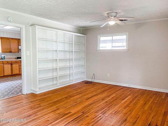 5th image of 409 Felicie Dr