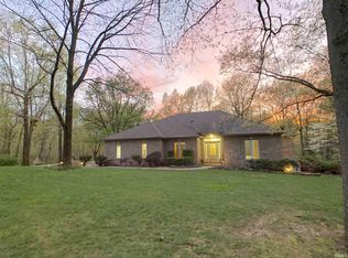 2088 Wildwood Dr, Boonville, IN 47601