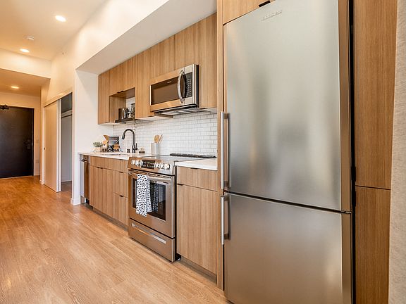 4th image of 2421 NW Market St #618
