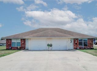 1313-1315 Blue Branch Dr, Grain Valley, MO 64029