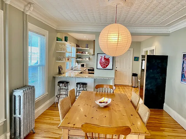 2 bed, $2,595 — Photo 4