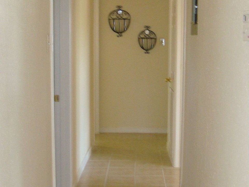 1st image of 331 E Palfrey St