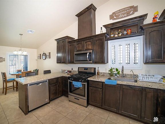 4th image of 4153 E Los Olivos Dr