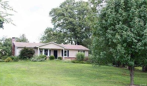 1st image of 28 Longview Dr