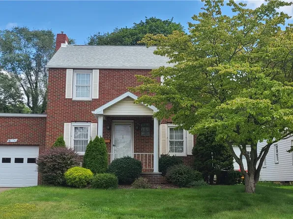 731 Pershing St, Ellwood City, PA 16117