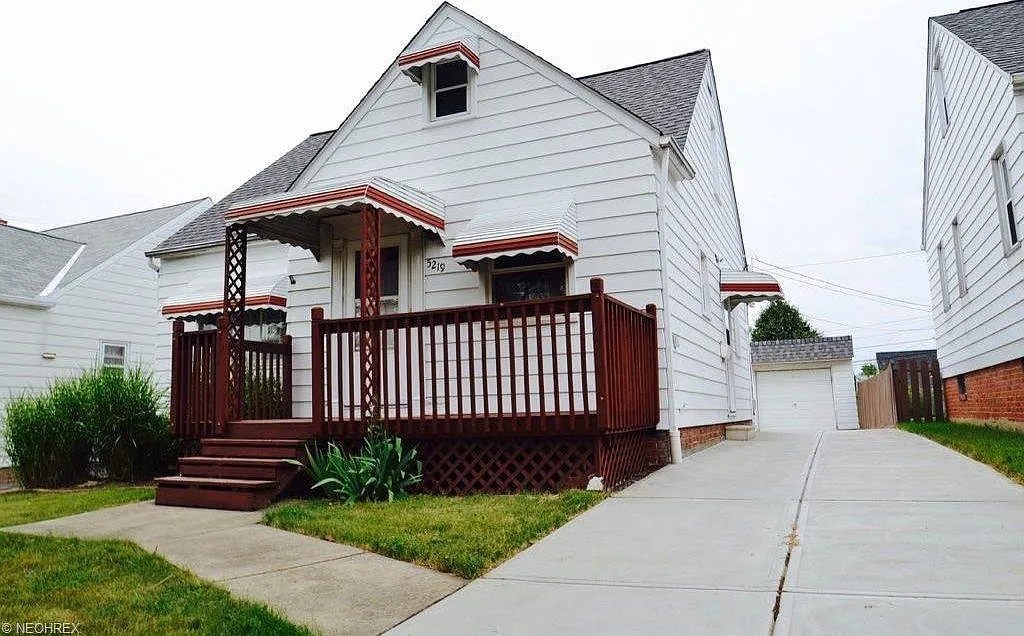 5219 E 115th St photo 1