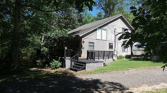 1st image of 1050 Sherwood Forest Dr N