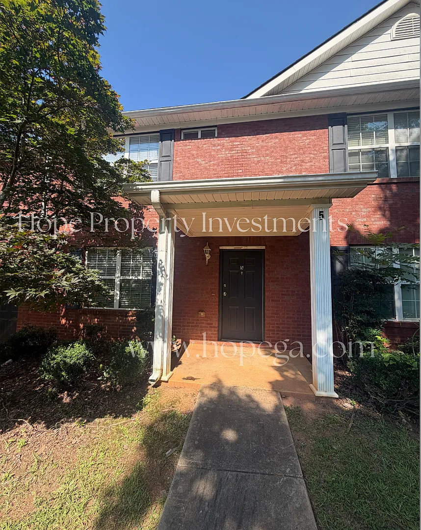 5 E Newnan Rd, Newnan GA — Photo 2
