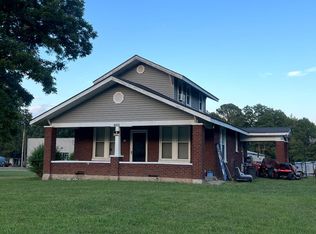 1464 Riverside Dr, Jackson, TN 38301