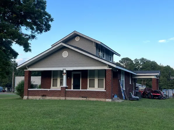 1464 Riverside Dr, Jackson, TN 38301