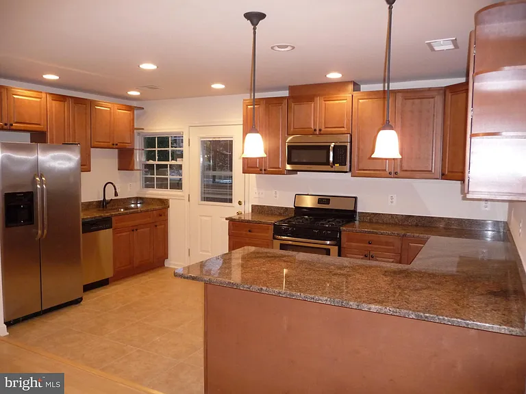 3517 Forest Dr — Photo 8
