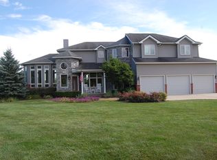 59105 Hudson Creek Ln, New Hudson, MI 48165