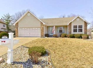 448 Willow View Ln, Saint Peters, MO 63376