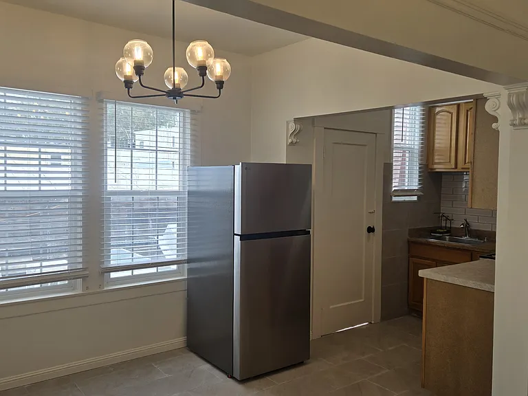 1108 Taraval St — Photo 28