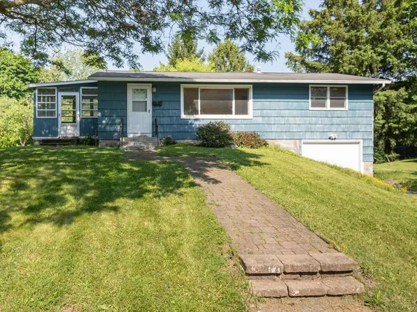 110 Wolcott Ter, Syracuse, NY 13207